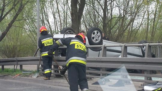 Dachowanie na Maratońskiej