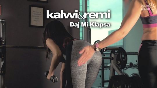 Daj mi klapsa! Ktoś chętny?