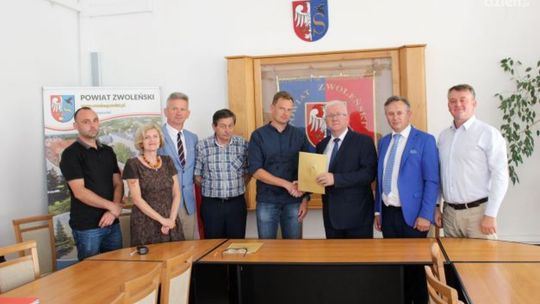 Dalsza rozbudowa kompleksu sportowego przy LO w Zwoleniu