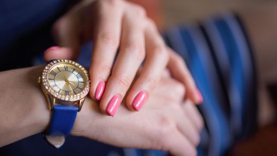 Damski zegarek na każdą okazję, czyli jaki?