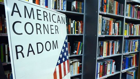 Darmowe konwersacje w piątek w American Corner