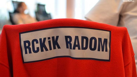 Dawcy osocza: zgłaszają się pierwsi ozdrowieńcy