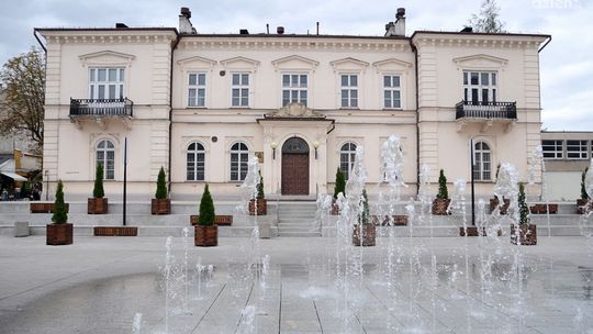 Dawna "Odzieżówka" ponownie na sprzedaż za prawie 5,5 mln