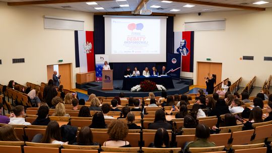 Debata Oksfordzka w języku angielskim na Uniwersytecie Radomskim