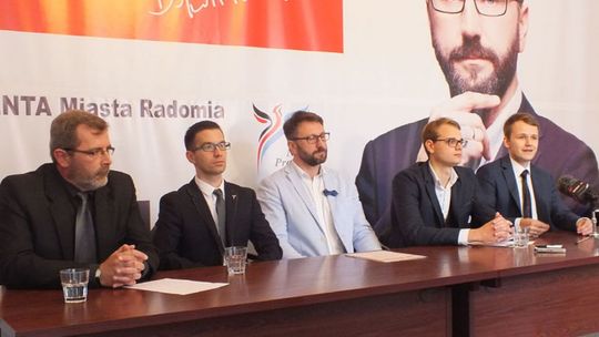 Dębicki: "Niech spółki pokażą dokumenty!" Dębicki: "Niech spółki pokażą dokumenty!"