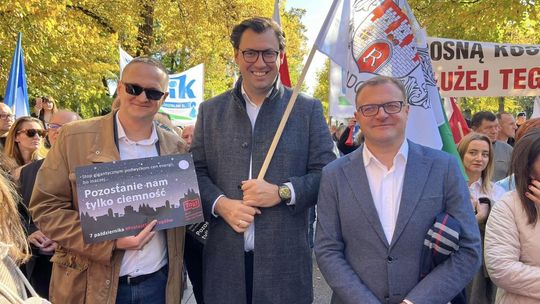 Delegacja z Radomia wzięła udział w proteście samorządowców w Warszawie 