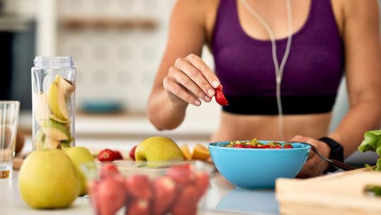 Dieta sportowca latem – co jeść, a czego unikać w upał? Dieta sportowca latem – co jeść, a czego unikać w upał?