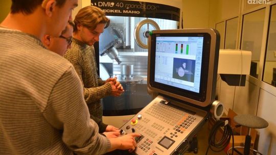 Dla inżynierów praca jest!