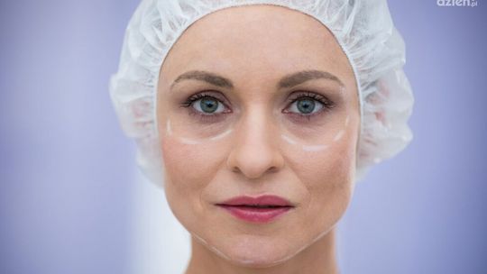 Dla kogo jest zabieg blefaroplastyki? Wskazania medyczne i estetyczne