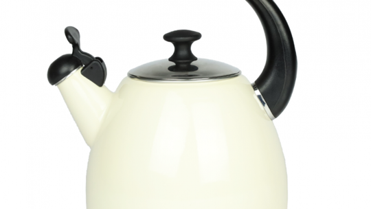 Dlaczego warto zainteresować się czajnikami emaliowanymi?
