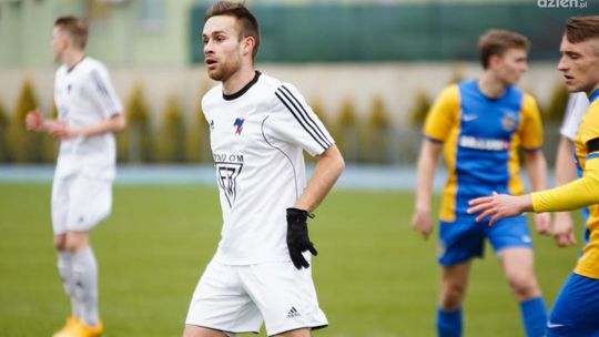 Dłuższa przerwa piłkarza Broni