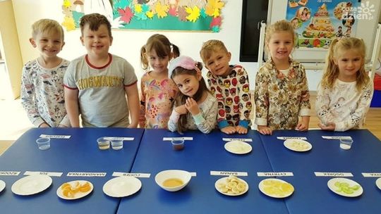 Do szkoły w piżamach