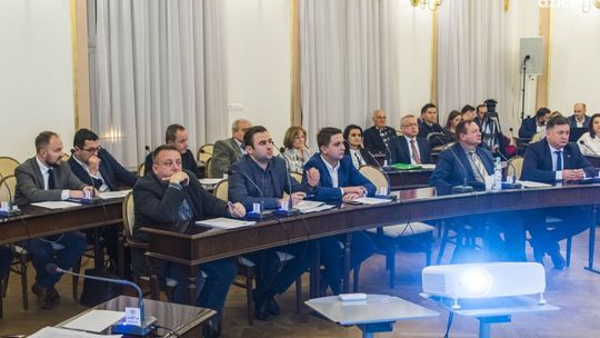 Do trzech razy sztuka. Zgoda na obligacje