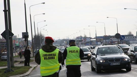 Dojazdy do cmentarzy NA ŻYWO