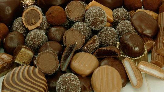 Dorośli mężczyźni ukradli... słodycze