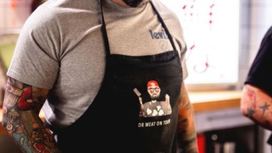 Dr Meat tworzy nowe menu w restauracji Cali