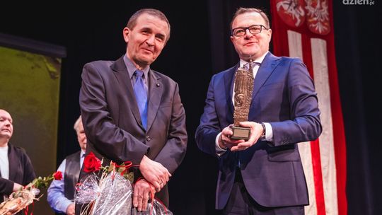 Dr n. med. Robert Wiraszka z Nagrodą im. św. Kazimierza