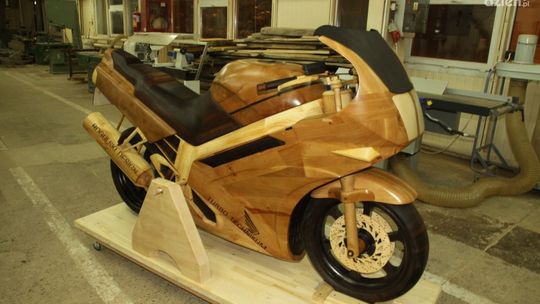 Drewniane cudeńka z Garbatki na Targach Poznańskich