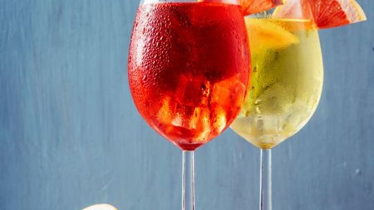 Drinki z Prosecco najlepsze na lato — sprawdź letnie orzeźwienie! Drinki z Prosecco najlepsze na lato — sprawdź letnie orzeźwienie!