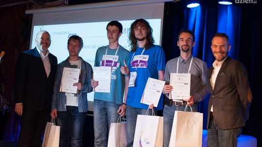 Drużyna z VI LO druga w Net Masters Cup!