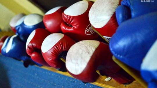 Dwa medale radomskich bokserek