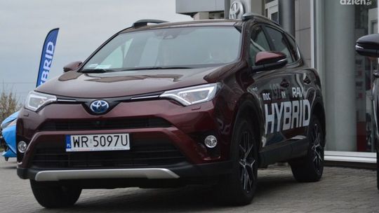 Dwa nowe modele hybrydowe w Toyota Romanowski!