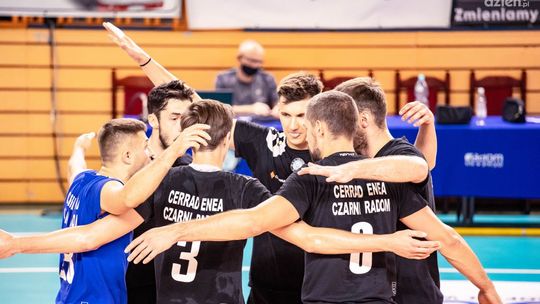 Dwa ostatnie sprawdziany Cerradu Enei Czarnych przed startem ligi