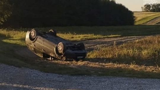 Dwa wypadki w powiecie lipskim. Kierowcy pijani 