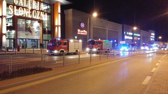 Dym w Galerii Słonecznej (FOTO)