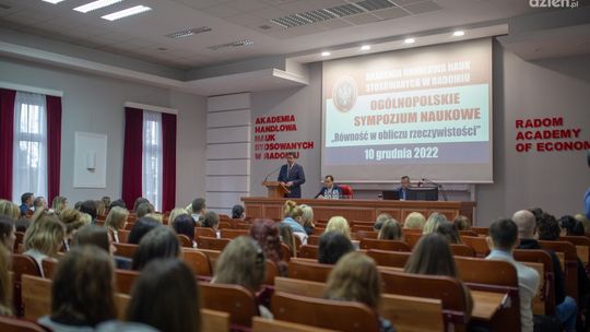 Dyskutowali o prawach człowieka w  Międzynarodowy Dzień Praw Człowieka