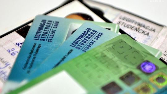 Dziekanaty zabierają legitymacje? Bezprawnie!