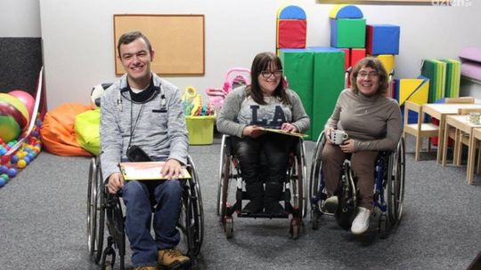 Dzięki nim wyszli do ludzi