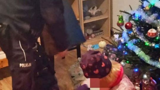 Dzielnicowy przygotował paczkę dla rodziny