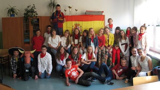 Dzień hiszpański w PG 13