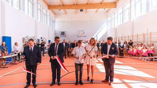 Dzierzkówek Stary. Nowa sala gimnastyczna otwarta