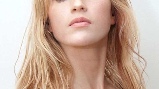 Dziewczyna usunęła sześć żeber!