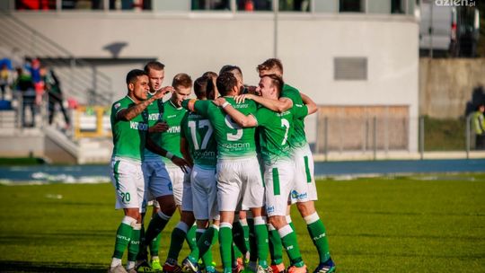 Elana - Radomiak. Twardy piernik do zgryzienia