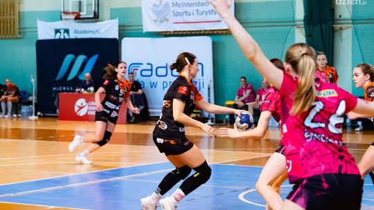 Elmas-KPS APR Radom wygrał z Suzuki Koroną Handball Kielce!
