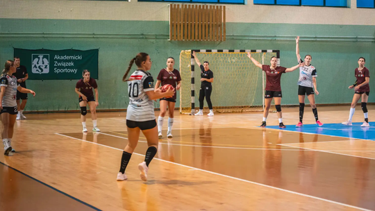 Elmas-KPS APR Radom z efektownym zwycięstwem na inaugurację Ligi Centralnej