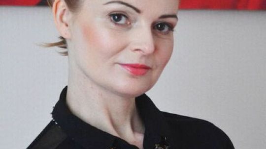 EMILIA WRÓBEL: Spodnie w różnych odsłonach