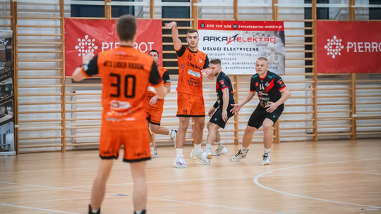 Enea Orlęta Zwoleń wygrywają z KS Warszawianką, mecz Lidera Radom przełożony