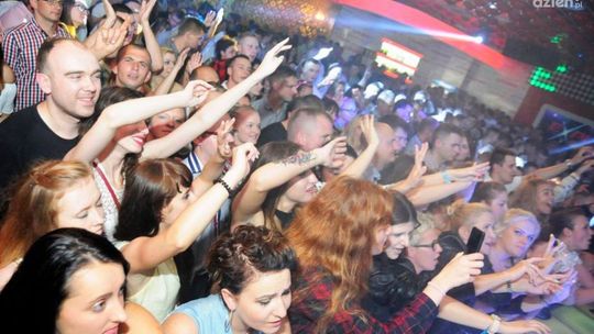 EXPLOSION. Koncert DEFIS