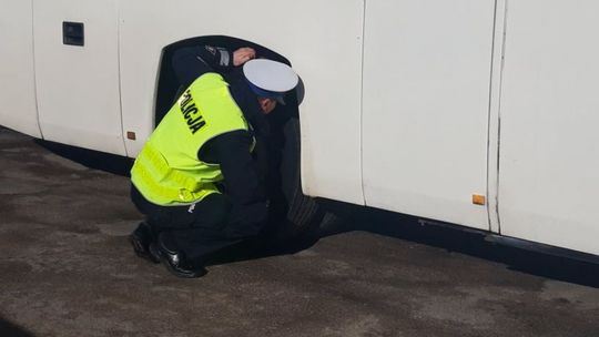 Ferie 2022. Możesz sam sprawdzić autokar 