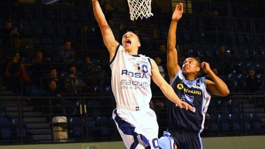 Filip Zegzuła poprowadził UTH ROSĘ do zwycięstwa!