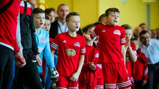 Finał piłkarskiej Halowej Ligi Dziecięcej
