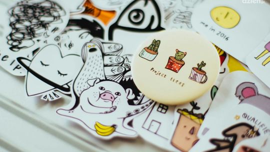 Gadżety Reklamowe: Naklejki Wypukłe 3D, Magnesy Reklamowe i Przypinki 3D