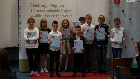 Gale Certyfikatów Cambridge 