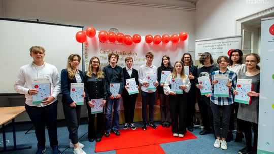 Gale Certyfikatów Cambridge w Autoryzowanym Centrum Egzaminacyjnym PL 214 