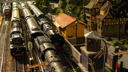 Gigantyczna makieta kolejki