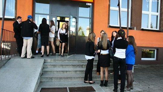 Gimnazjaliści piszą egzamin!